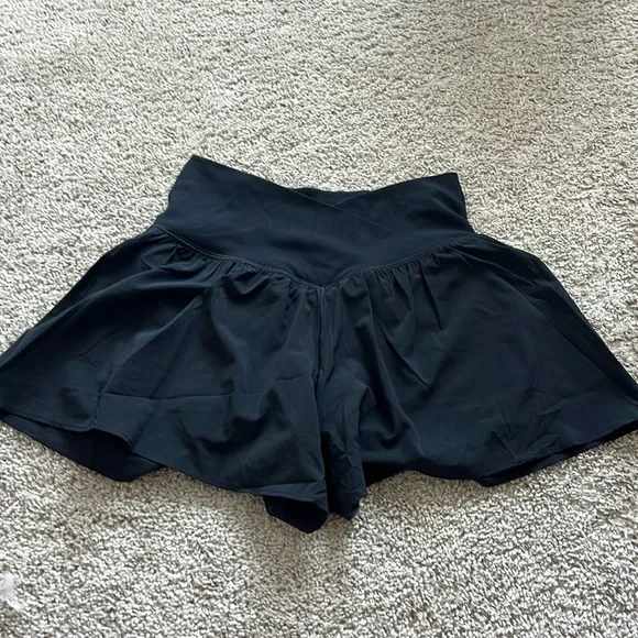 Black flowy shorts best sale